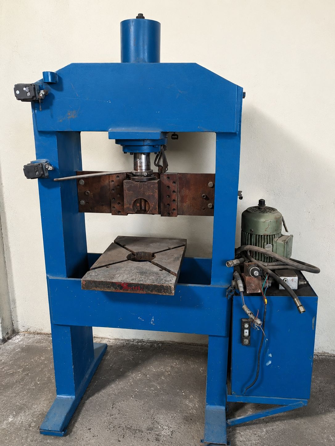 H-Frame Hydraulic Press Machine