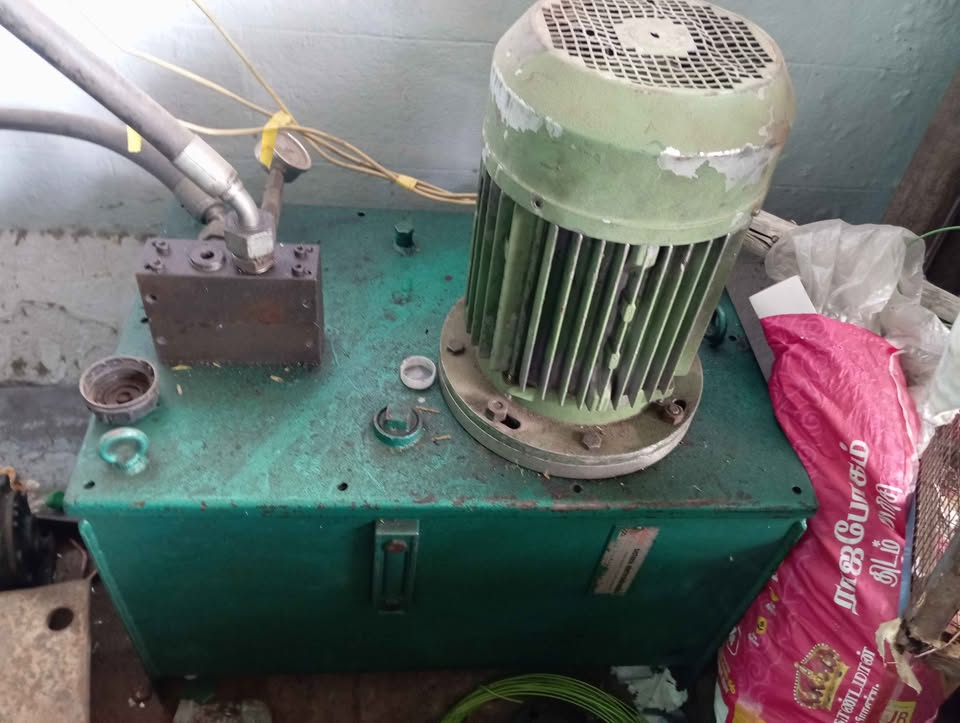 Bail Machine - Good Condition 2