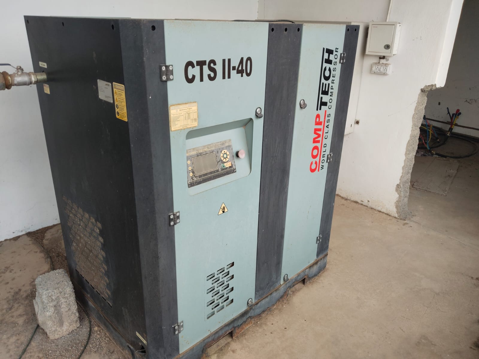 Comptech screw compressor