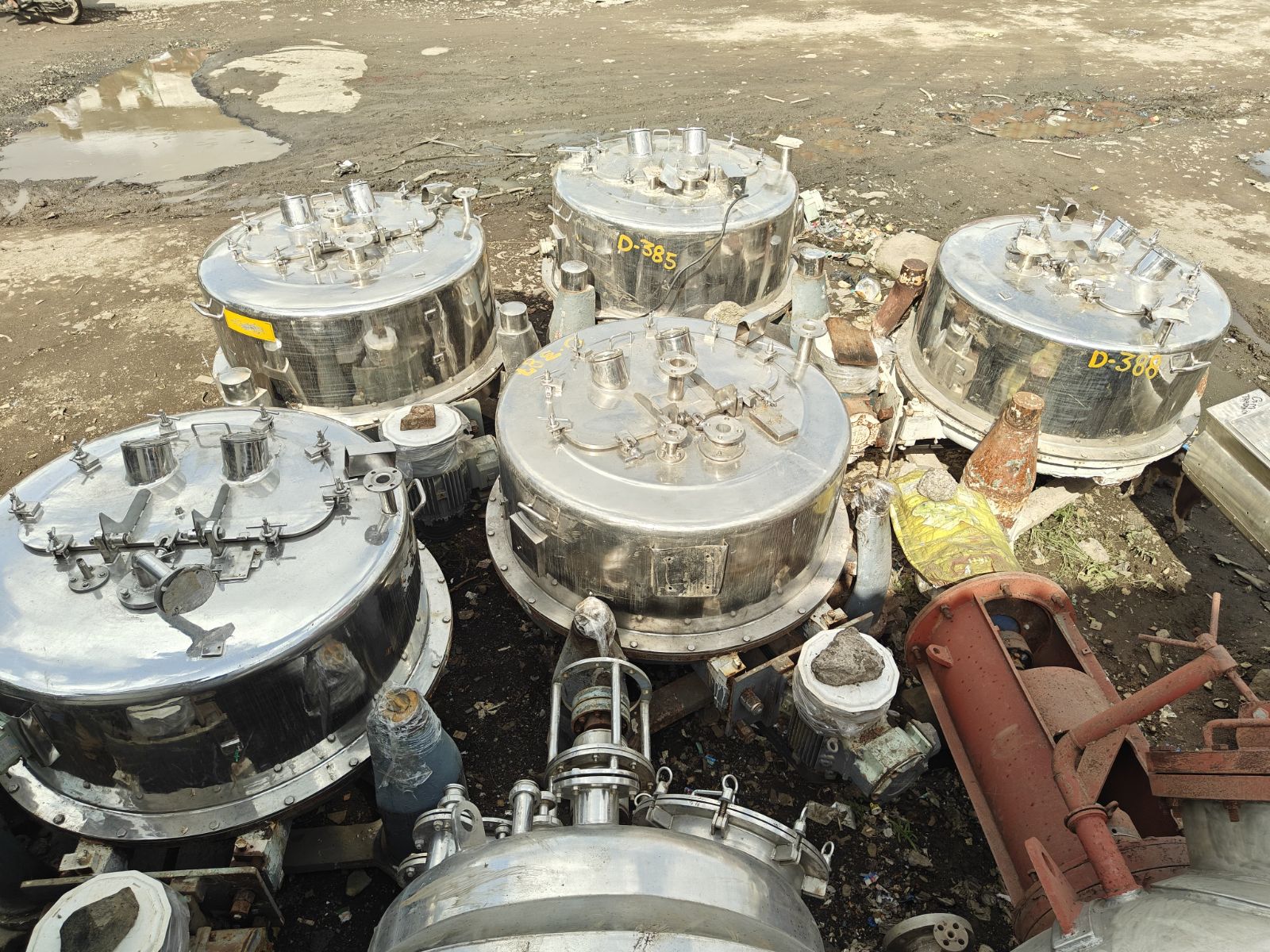 Three legged centrifuge machine CF-48