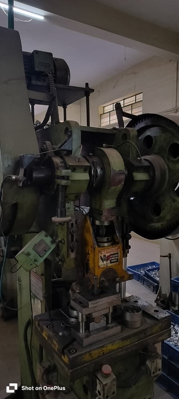 NARENDRA 20TON POWER PRESS
