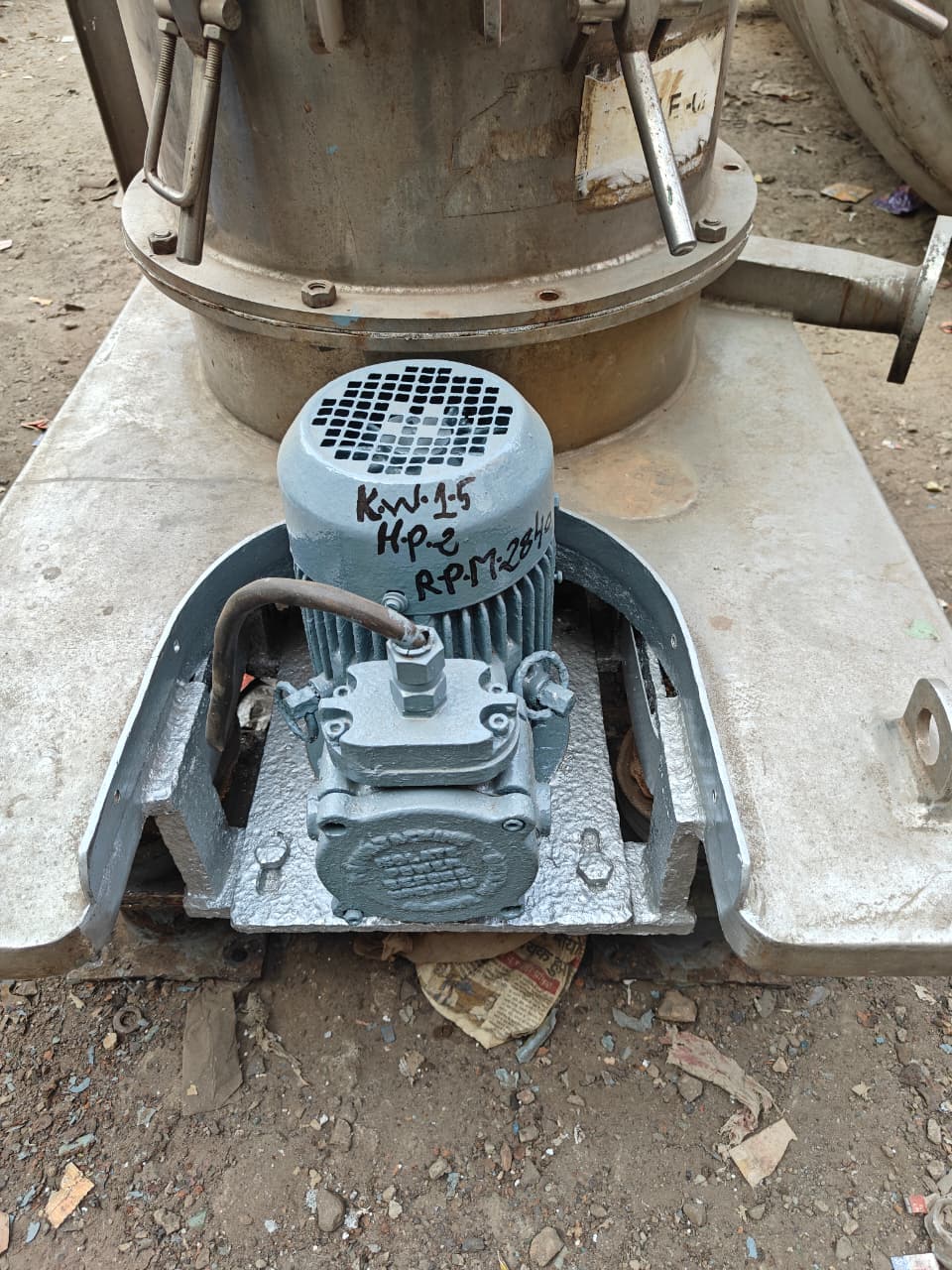 12" FOUR LEGGED CENTRIFUGE SS316 GMP MODEL