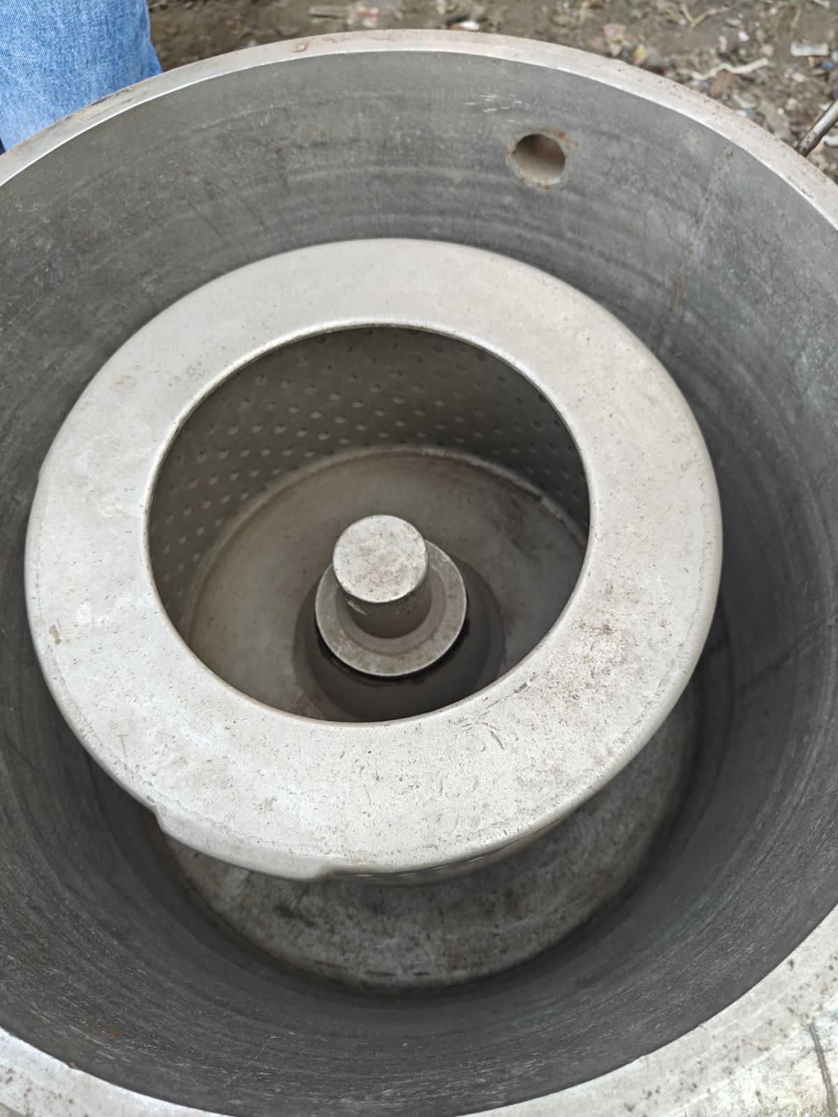 12" FOUR LEGGED CENTRIFUGE SS316 GMP MODEL 4