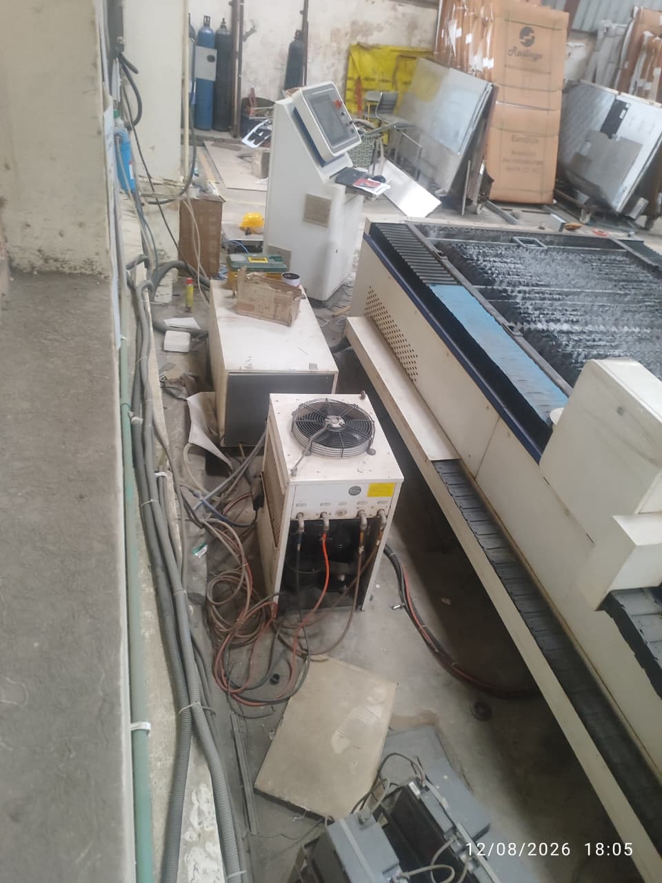 LASER METAL CUTTING CNC IPG GERMAN 1KW 2