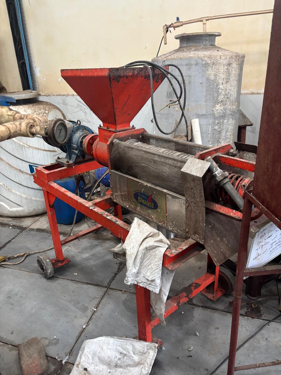 CAKE DRYING MACHINE