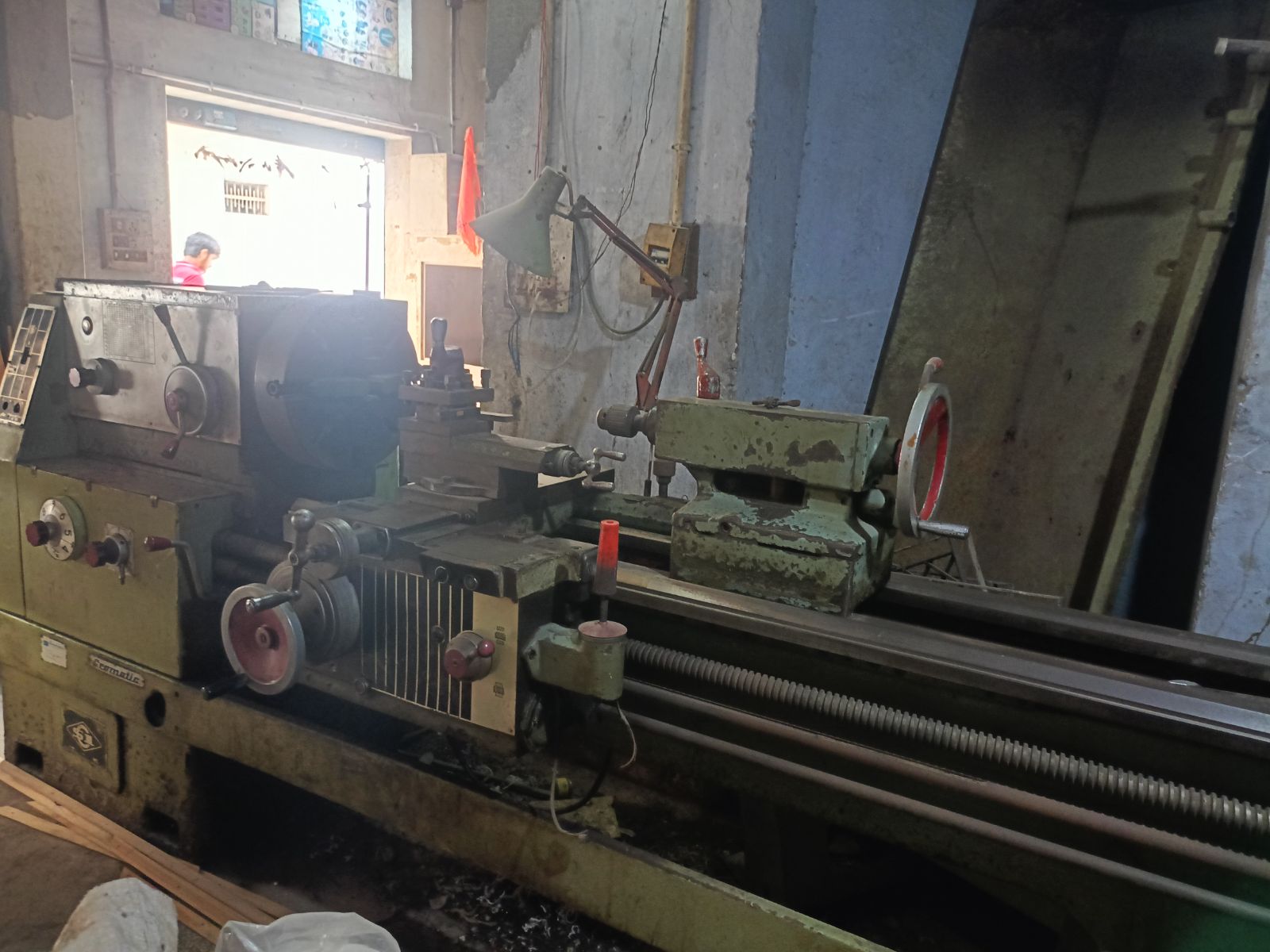 Lathe machine 8