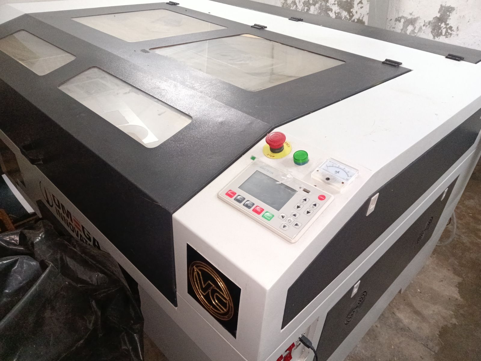 CO2 laser machine 4x3 feet