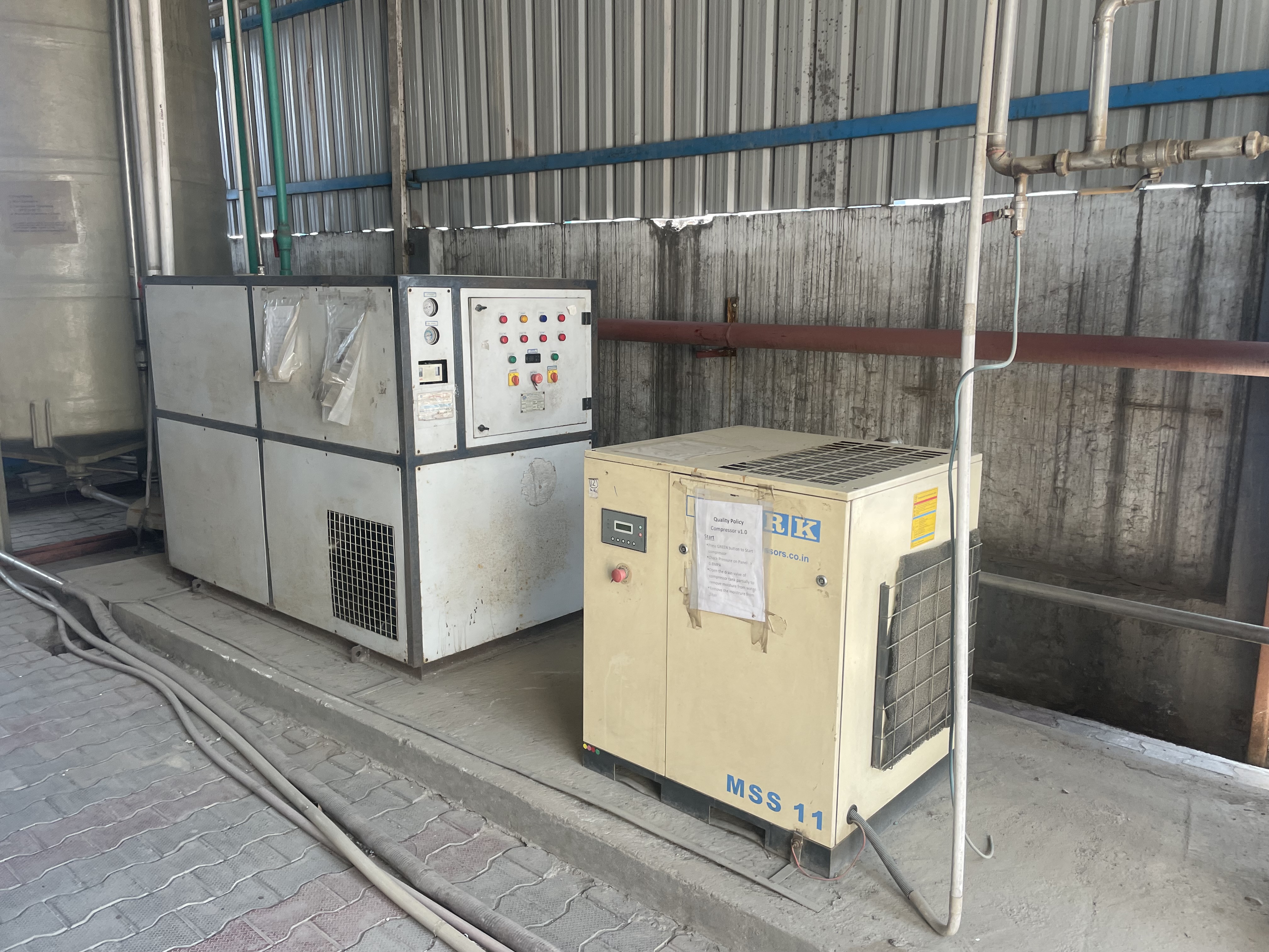 CHILLER & COOLING TOWER 2